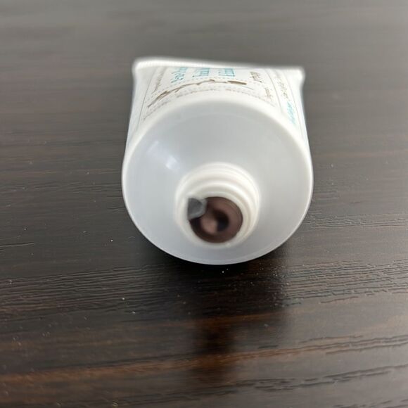 Lavido two in one purifying facial mask and exfoliator - Picture 4 of 4